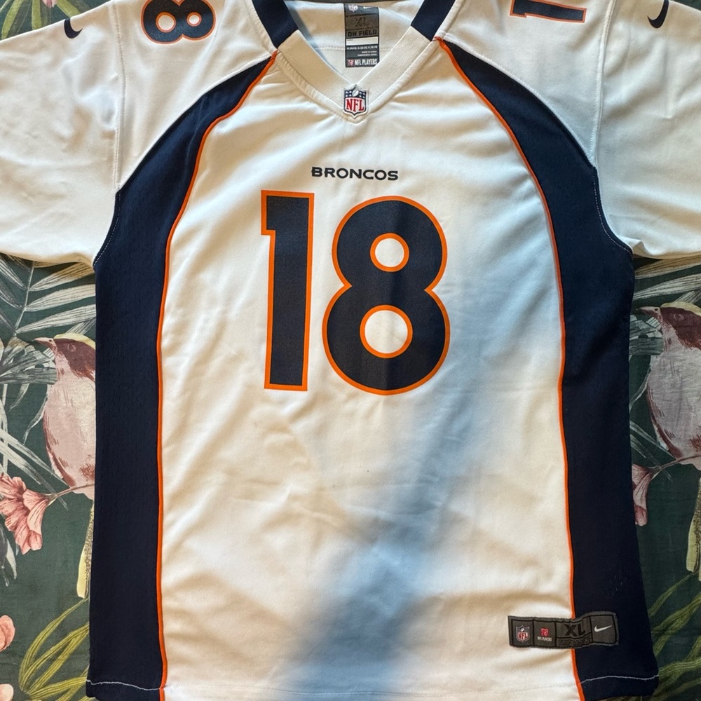 Broncos Manning Jersey Youth XL/ Women’s M